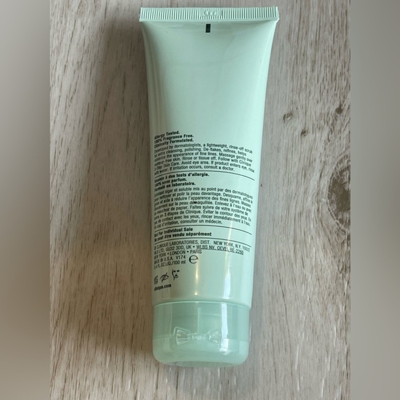 Clinique 7 Day Face Scrub Cream Rinse-Off Formula with Deluxe Samples - Picture 4 of 4